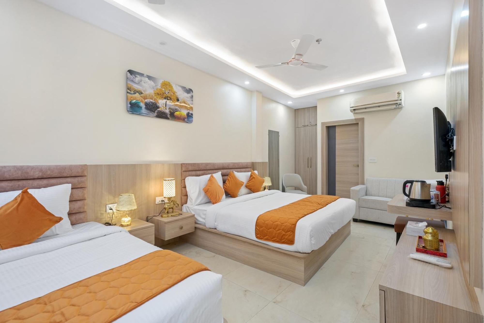 Hotel Sudarshan Ayodhya Exterior foto